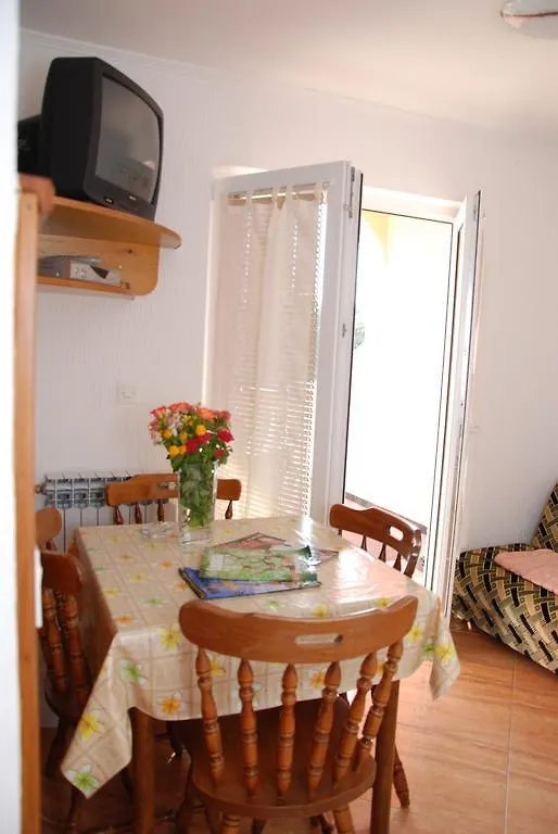 Apartments Toska Banjol