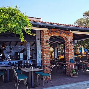 apartmani-plazibat.hotelinzadar.com/
