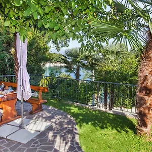 apartment-villa-lidija.in-istria.net/