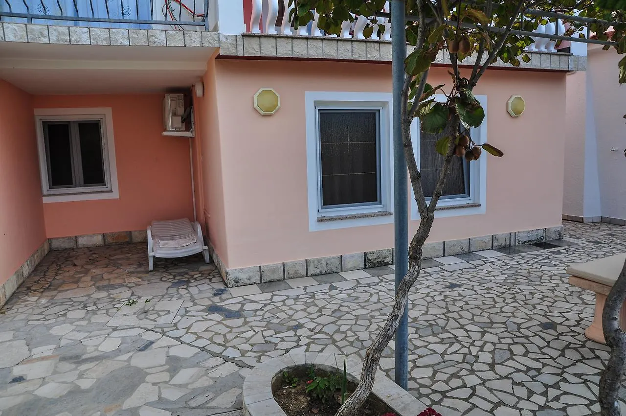 Apartments Toska